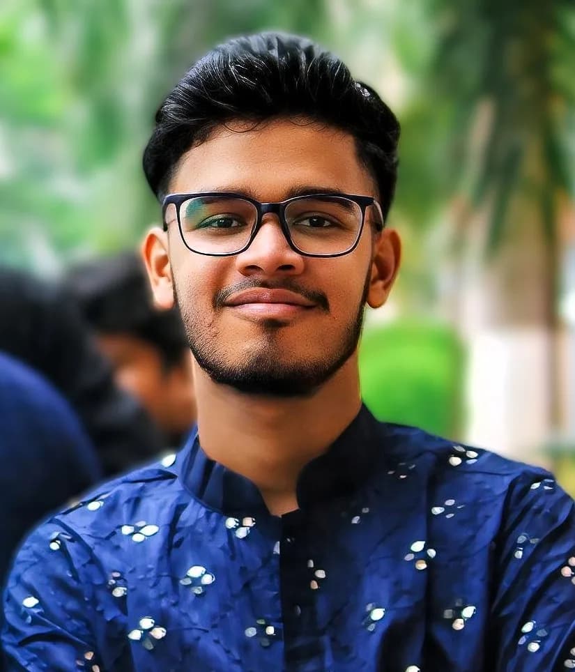 Suman's headshot
